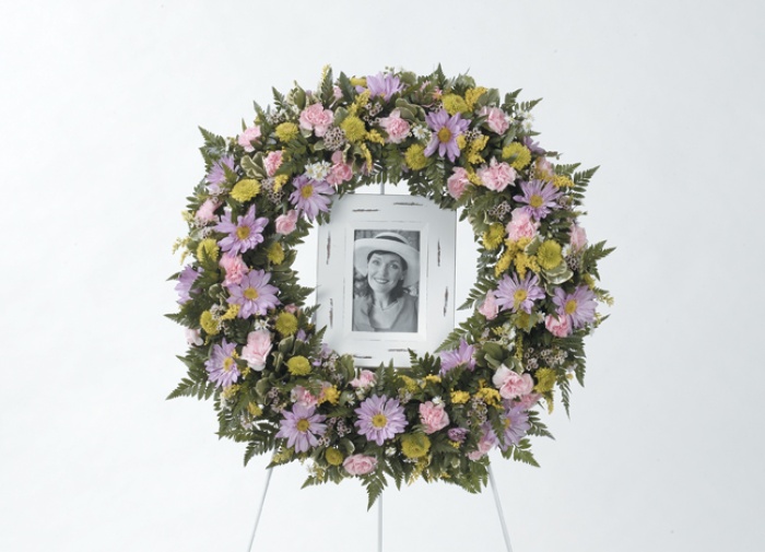 Simple Garden Wreath