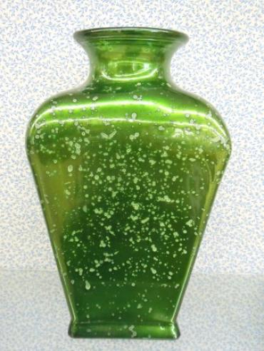Glossy Green 16 1/2\" Tall 3 1/2\" Opening