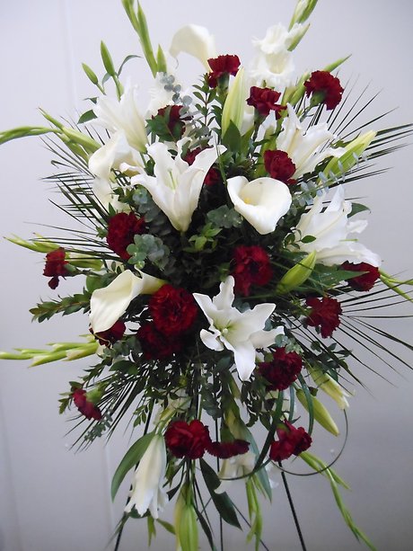 Elegant Love Standing Spray