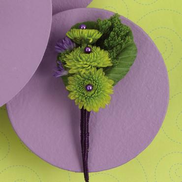 Simple Green Button Boutonniere