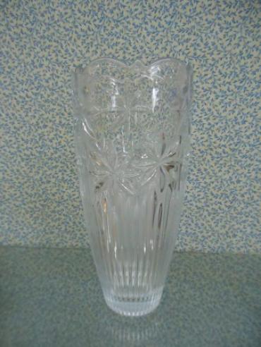 Lead Crystal 11 3/4\" Tall 4 1/2\" Opening