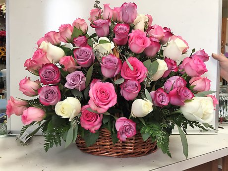 Grand Rose Basket Bouquet.