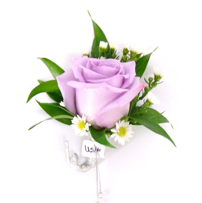 Lavender Rose &amp; Mini Daisy Boutonniere